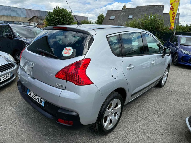 PEUGEOT 3008 1.6 E-HDI 112  2012