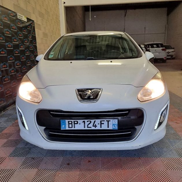 PEUGEOT 308 2011