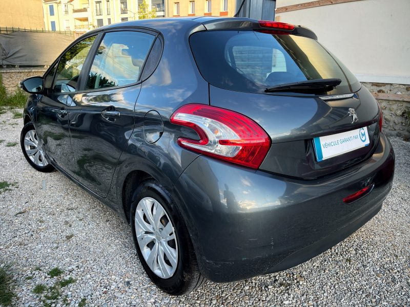 PEUGEOT 208 I 2014