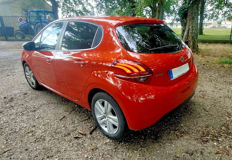 PEUGEOT 208 1,2 PURETECH 80 STYLE AOUT 2016 62 700 KM