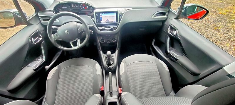 PEUGEOT 208 1,2 PURETECH 80 STYLE AOUT 2016 62 700 KM