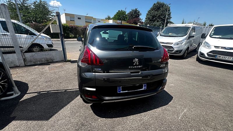 PEUGEOT 3008 Monospace 2015 1,6 Blue HDI Style