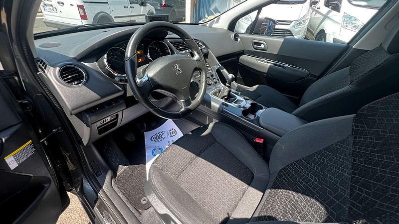 PEUGEOT 3008 Monospace 2015 1,6 Blue HDI Style