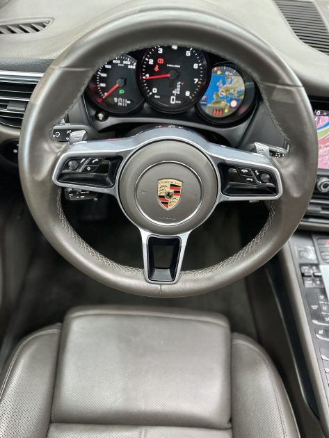 PORSCHE MACAN 2019