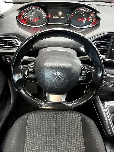 PEUGEOT 308 II 2018