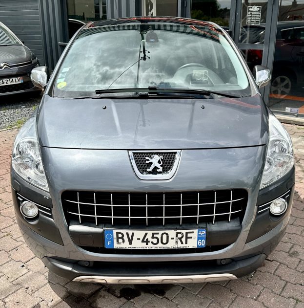 PEUGEOT 3008 Monospace 2.0L HDi 150Ch *PREENIUM PACK* / GARANTIE REVISEE 