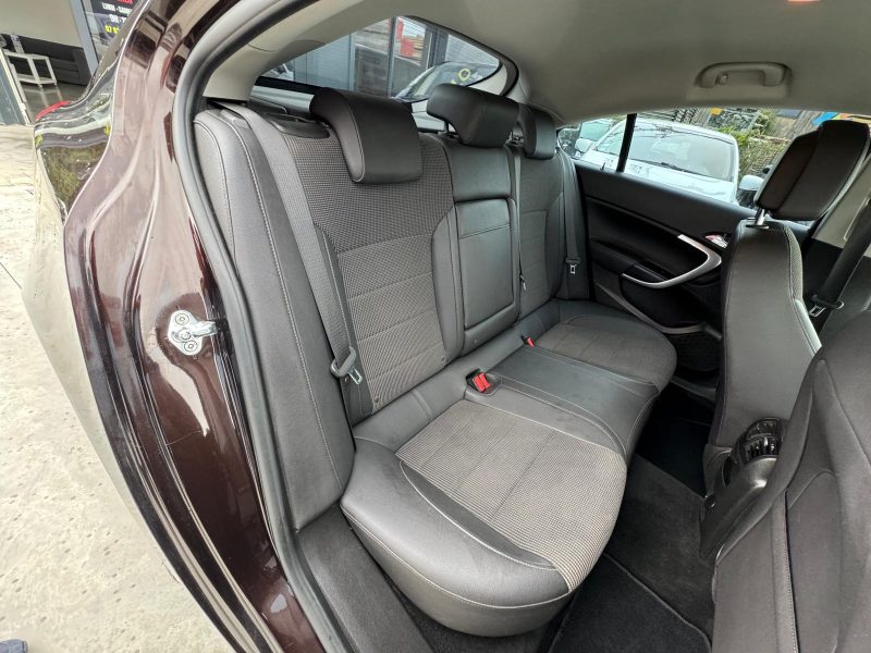 OPEL INSIGNIA 2.0 CDTI 130 Connect Pack