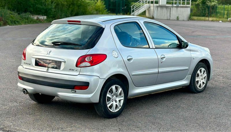 Peugeot 206+ 1.4 HDi eco 70 1398cm3 68cv 5p