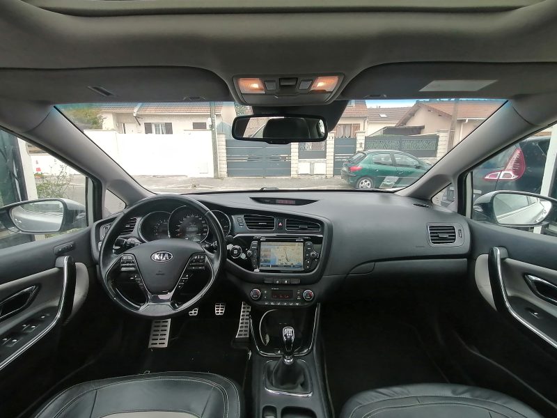 KIA CEE-D 2012