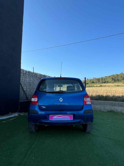 RENAULT TWINGO II 2008