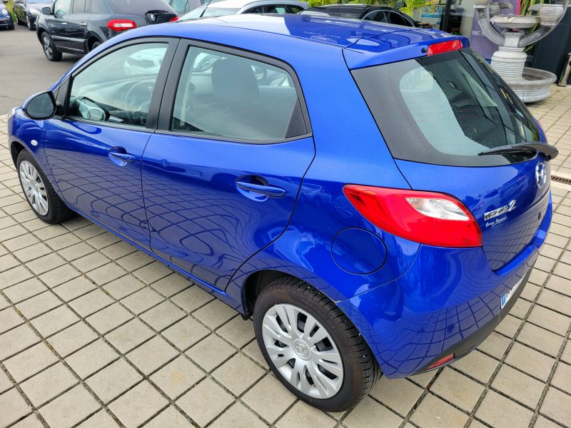 MAZDA 2 1.3L ELEGANCE