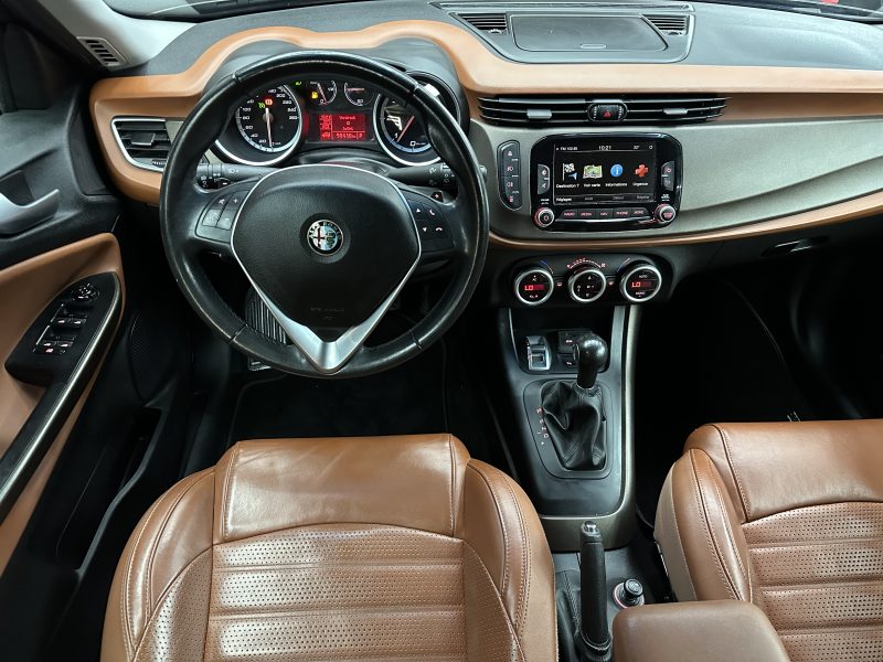 ALFA ROMEO GIULIETTA 2015