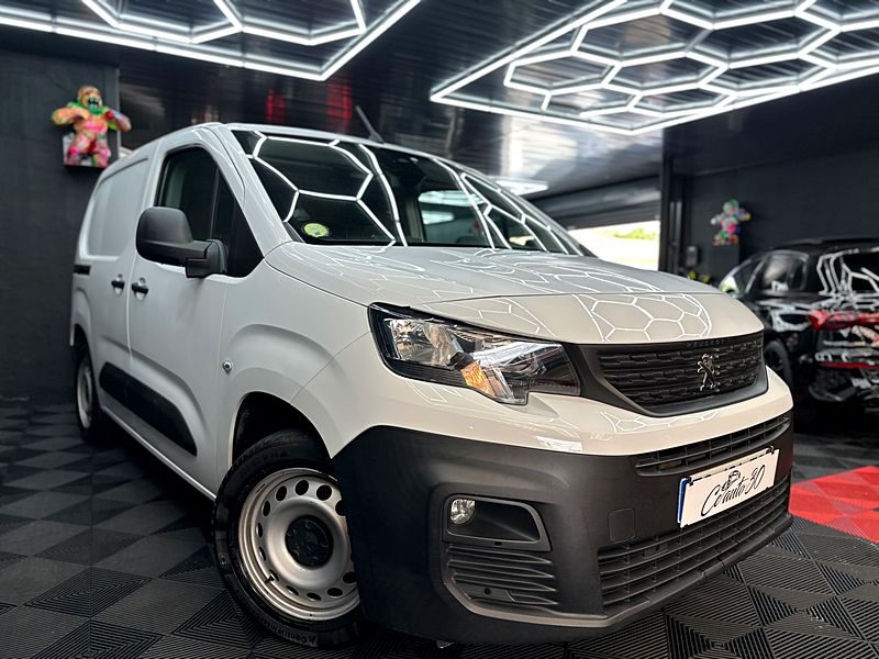 PEUGEOT PARTNER Camionnette/Monospace 2018