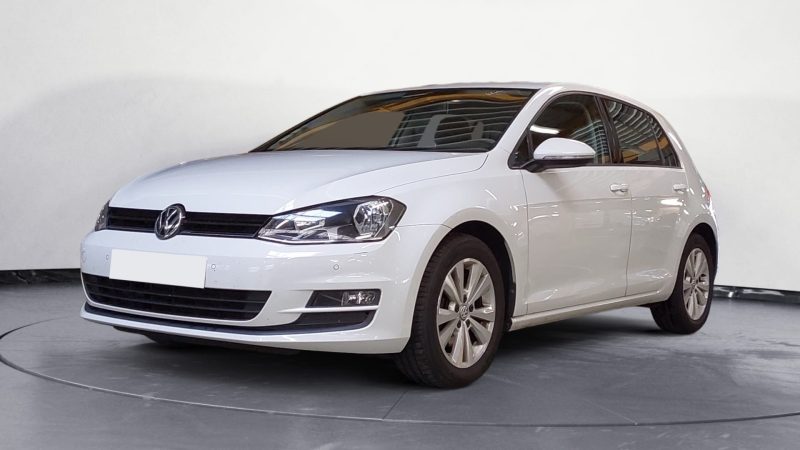 VOLKSWAGEN GOLF  2014