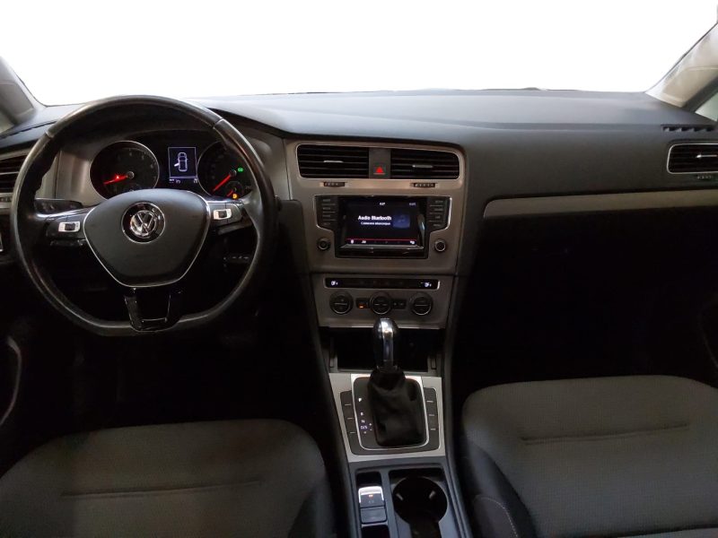 VOLKSWAGEN GOLF  2014