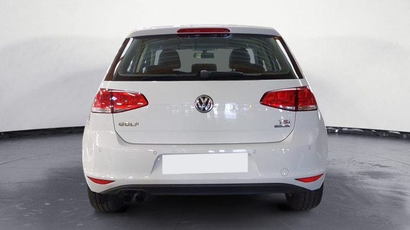 VOLKSWAGEN GOLF  2014