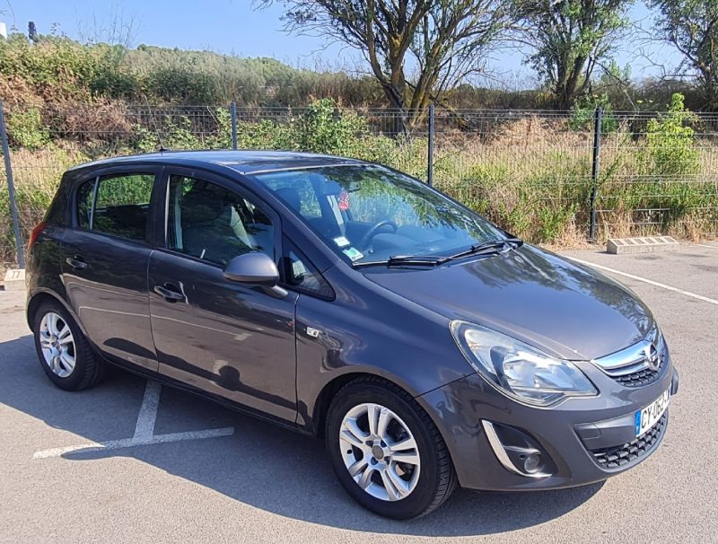 OPEL CORSA E 2013