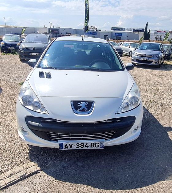 PEUGEOT 206+ 2010