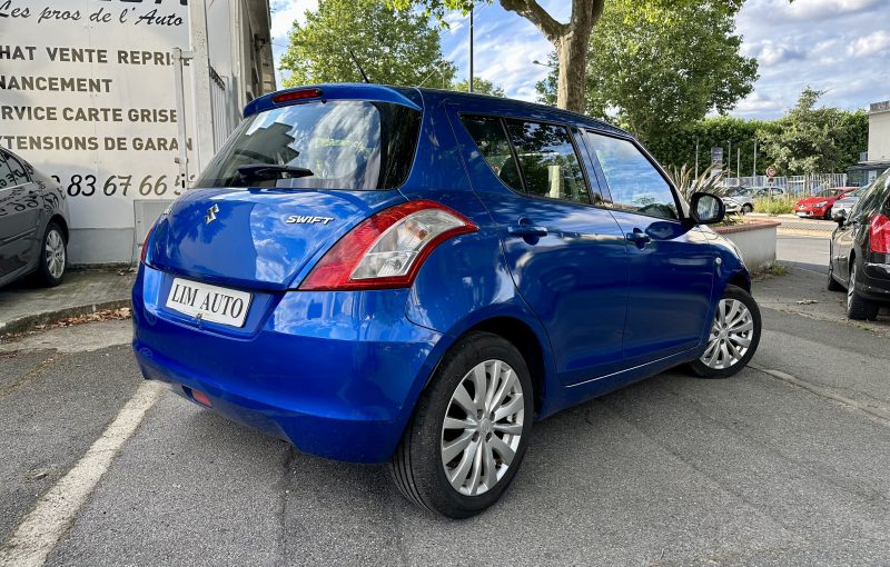 SUZUKI SWIFT 2011