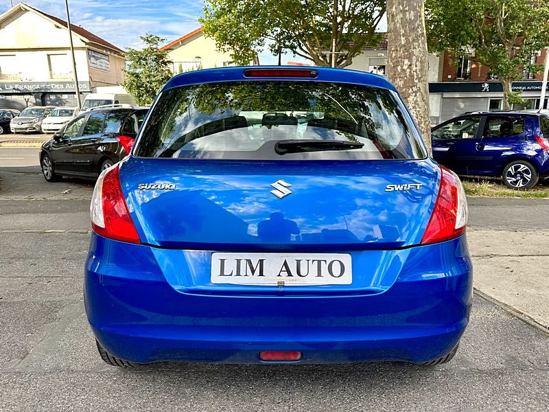 SUZUKI SWIFT 2011