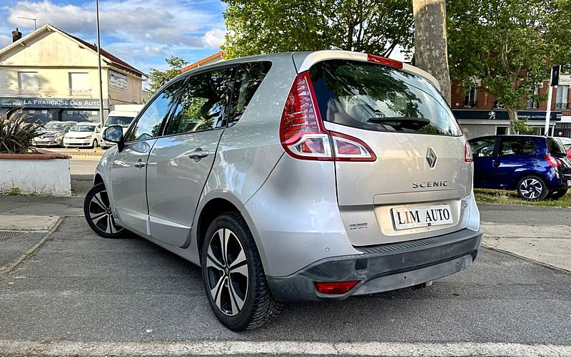 RENAULT SCENIC 2011