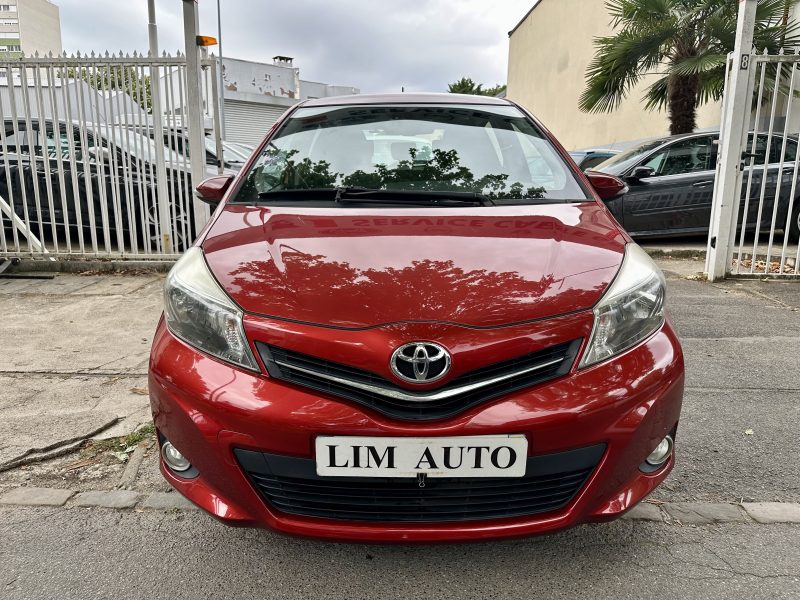 TOYOTA YARIS 2013