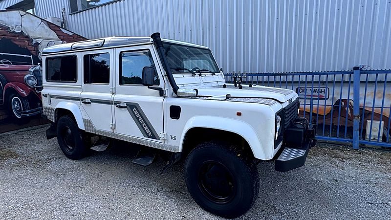 LAND ROVER DEFENDER  1995 110 2.5 TDI 113cv équipé reprise échange possible