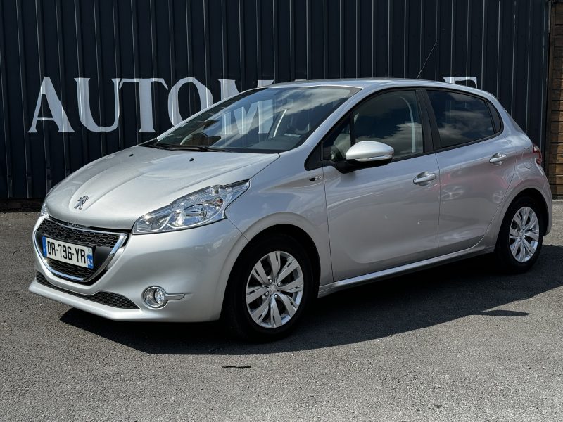 PEUGEOT 208 I 2015