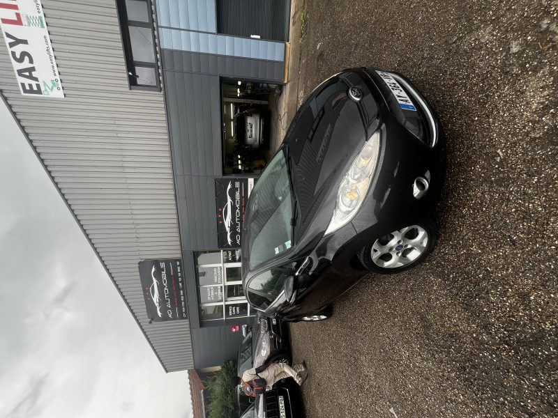 FORD FIESTA VI 1.6 TDCI TITANIUM