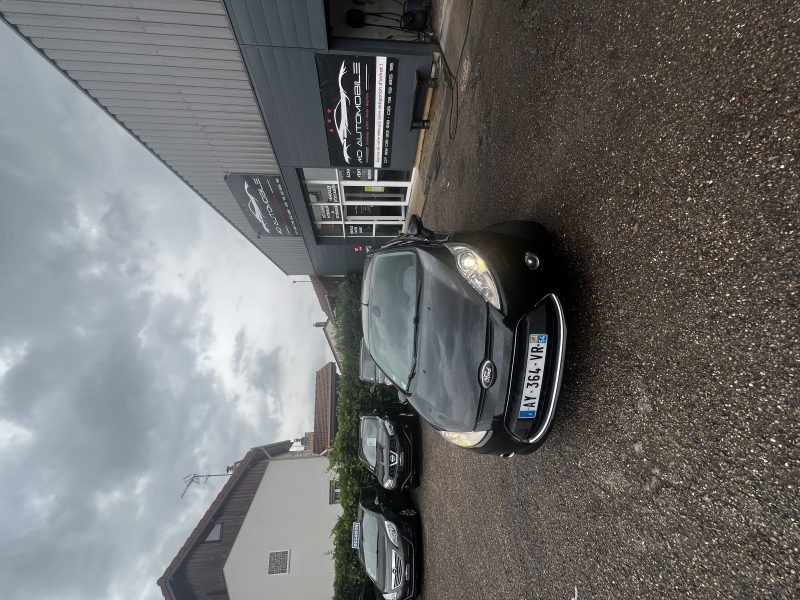 FORD FIESTA VI 1.6 TDCI TITANIUM