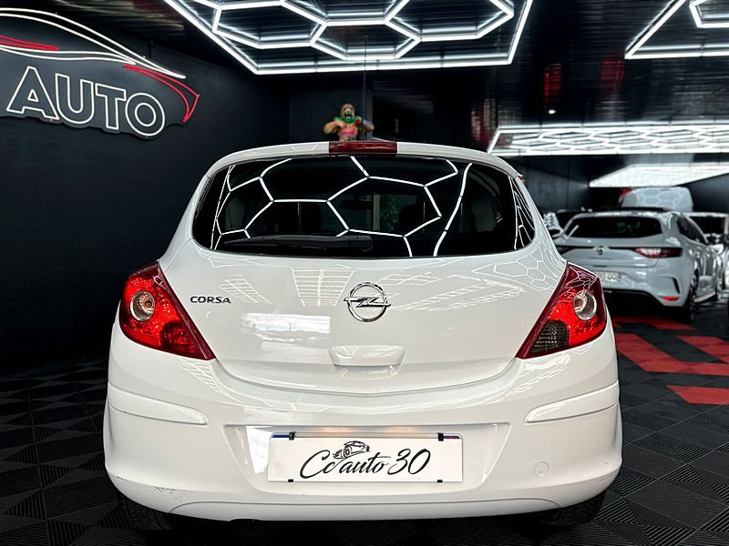 OPEL CORSA D 2013