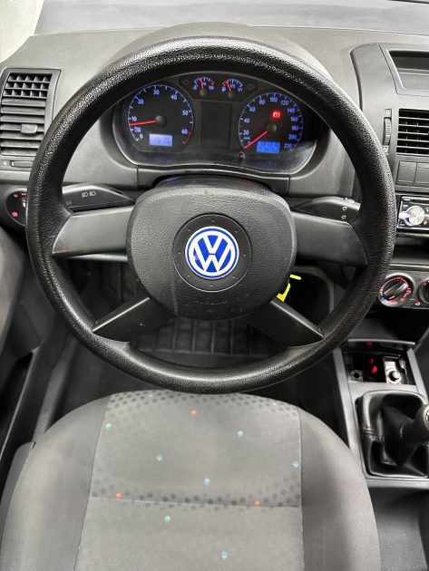 VOLKSWAGEN POLO 2002