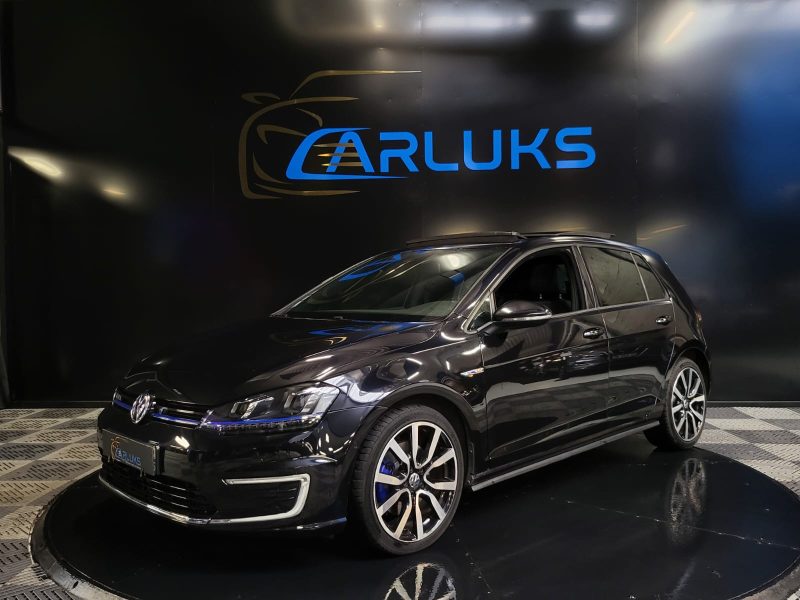 VOLKSWAGEN GOLF VII GTE 1.4 TSI BLUE MOTION DSG6 /TOITOUVRANT+PARK ASSIST+CARPLAY/