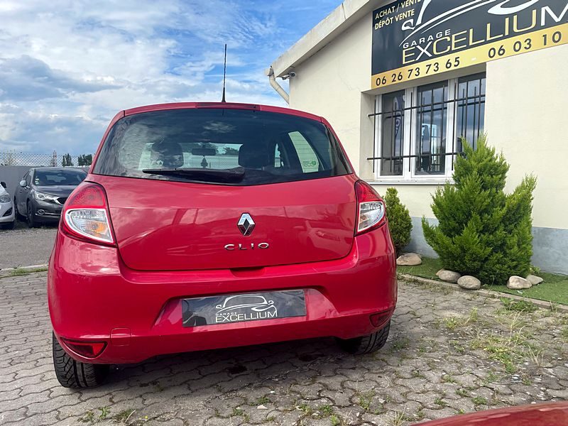 RENAULT CLIO 2009