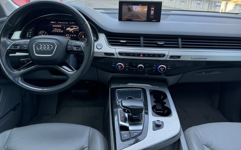 AUDI Q7 3.0 V6 TDI Quattro 272 Avus 7 Places