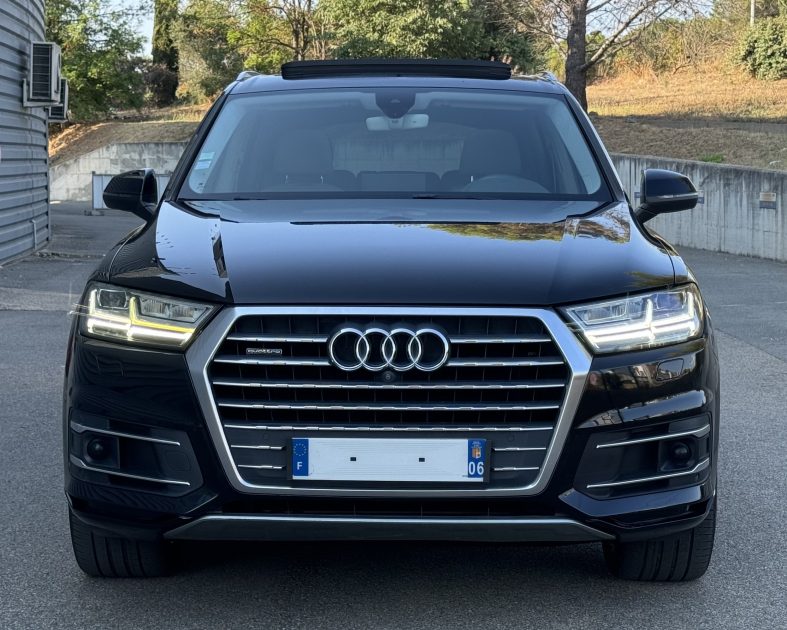 AUDI Q7 3.0 V6 TDI Quattro 272 Avus 7 Places