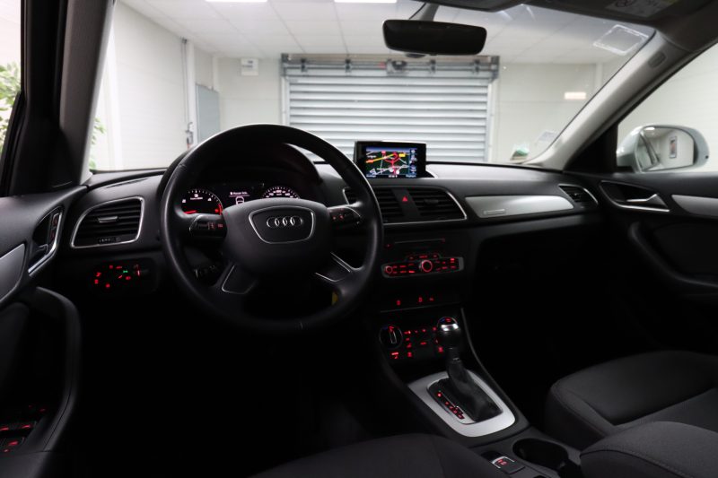 AUDI Q3 2016