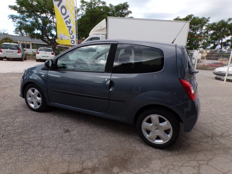 RENAULT TWINGO II 2008