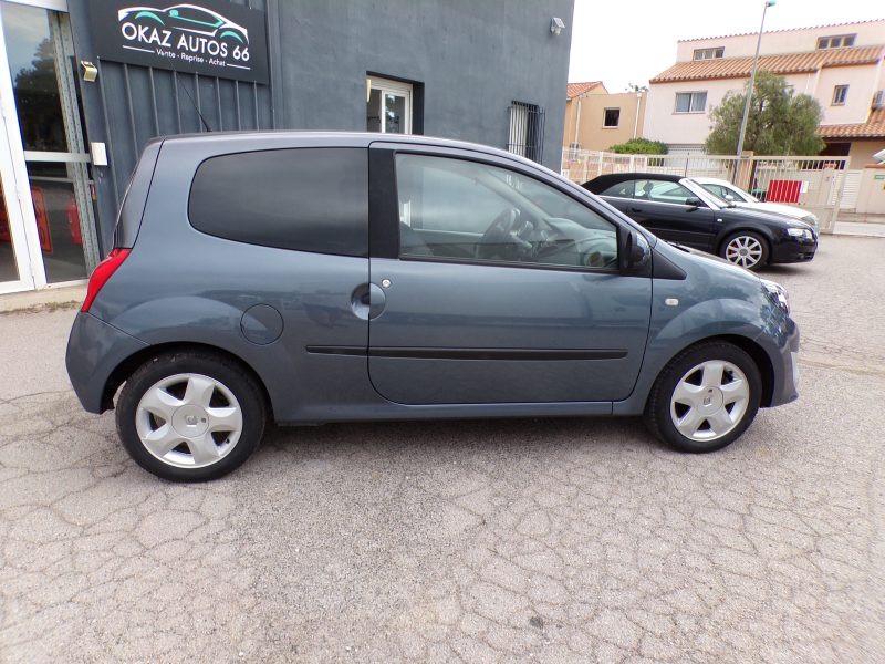 RENAULT TWINGO II 2008