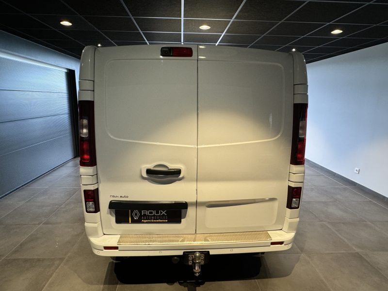 RENAULT TRAFIC  2019