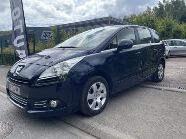 PEUGEOT 5008 1.6HDI 112CV