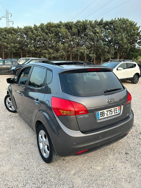 KIA VENGA 2010