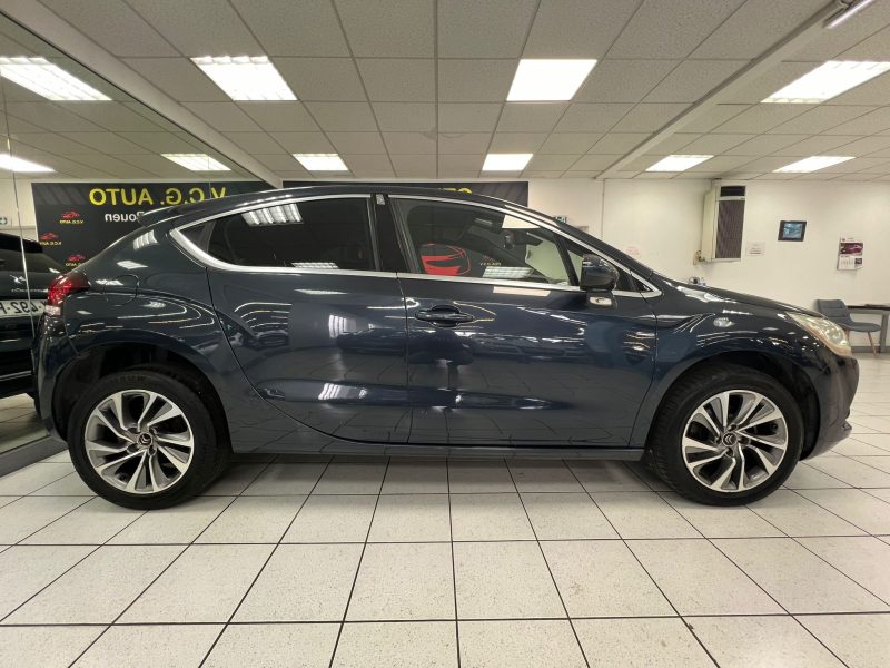 CITROEN DS4 1.6 E-HDi 110CH AIRDREAM SO CHIC