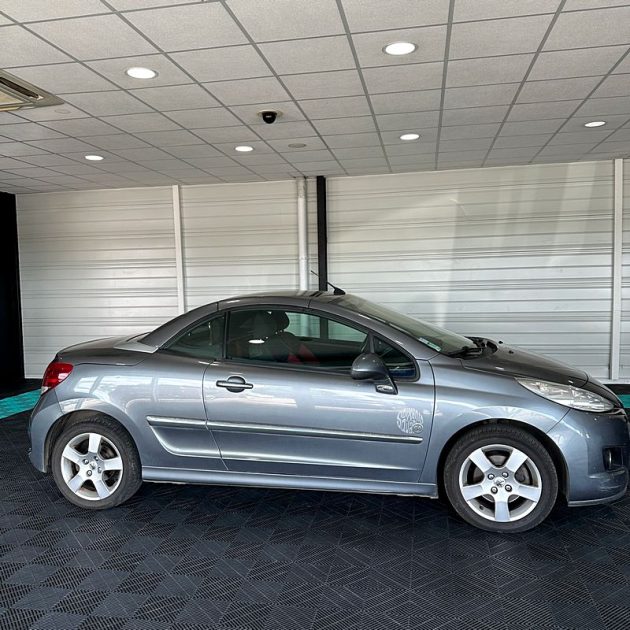 PEUGEOT 207 CC 1.6 16V 120cv série 64