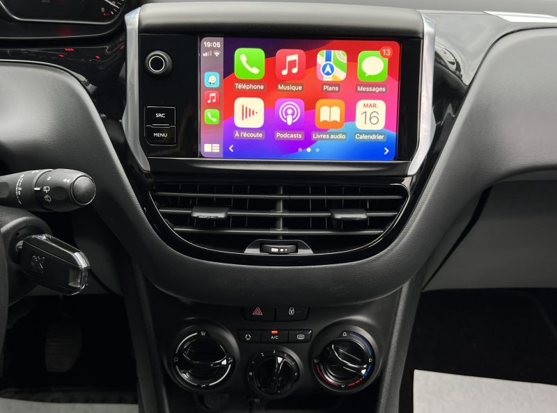 PEUGEOT 208 PHASE 2 1.5 BLUE HDI 100 Cv ECRAN GPS APPLE CARPLAY & ANDROID BVM6 - GARANTIE 1 AN