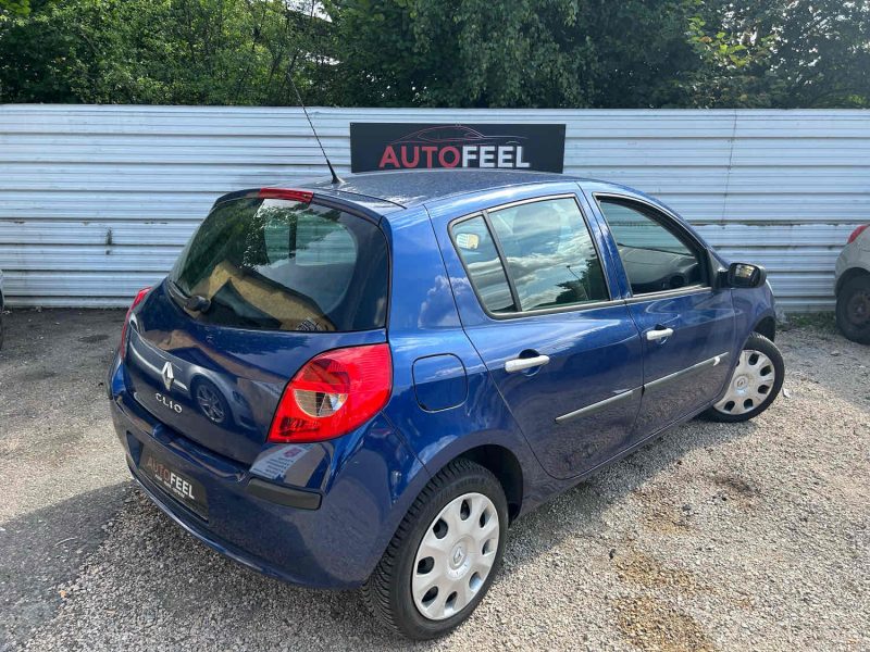 RENAULT CLIO  1.2L 75CV 