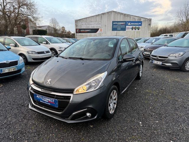 PEUGEOT 208 1.2 e-VTi Active 2016 - 61611 KM