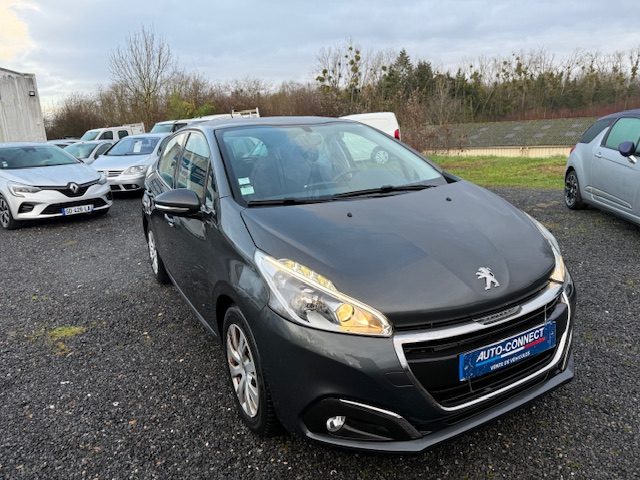 PEUGEOT 208 1.2 e-VTi Active 2016 - 61611 KM