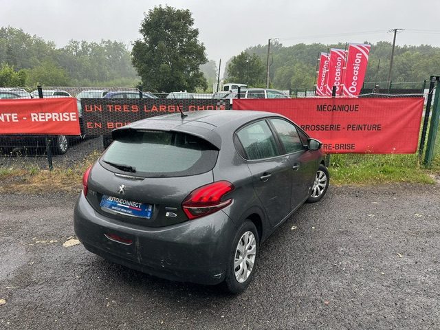 PEUGEOT 208 1.2 e-VTi Active 2016 - 61610 KM