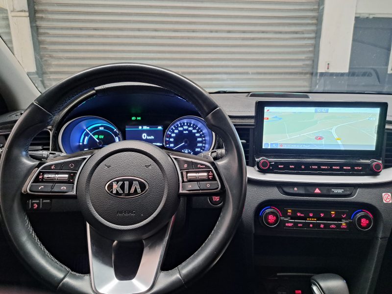 KIA XCEED 2021